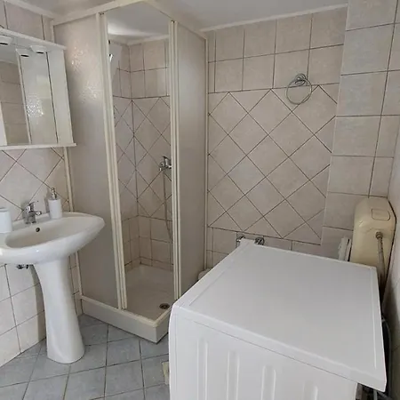 شقة Apapis House *