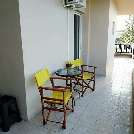 Apapis House